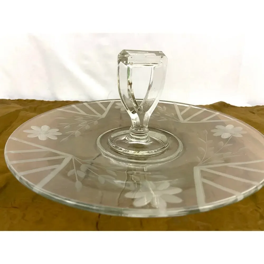 VTG Etched Clear Crystal Center Handle Tray Plate with Etched Flowers‎ 10.5